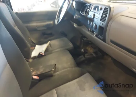 2009 Chevrolet Silverado 1500 Work Truck z USA, uszkodzony, nr VIN 1GCEK14079Z155704